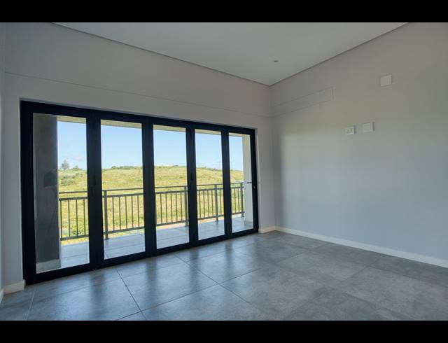 3 BEDROOM DUPLEX FOR SALE IN PALM LAKES ESTATE